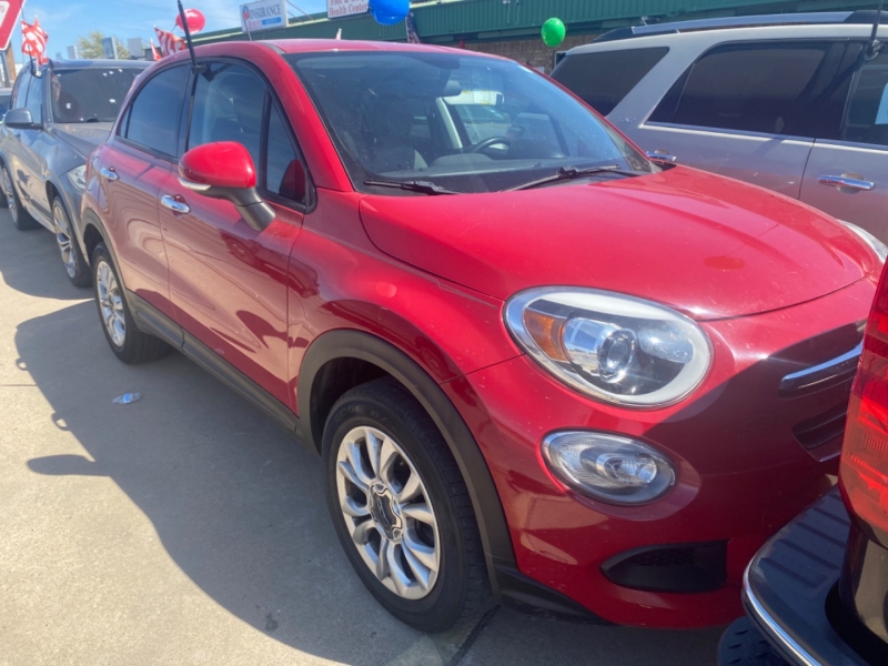 FIAT 500X 2016 price Call for Pricing.