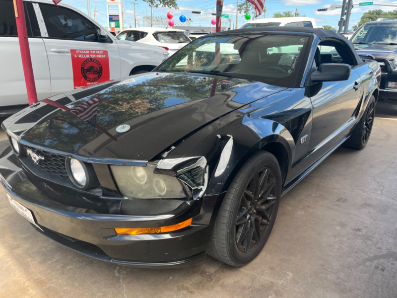 FORD MUSTANG 2005 price Call for Pricing.