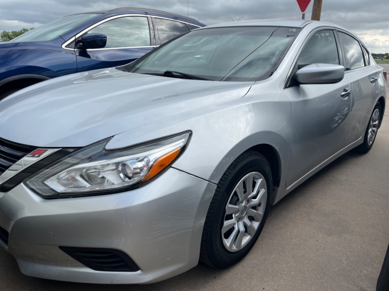 NISSAN ALTIMA 2016 price Call for Pricing.
