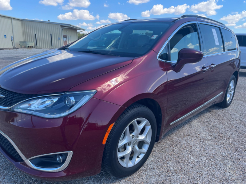 CHRYSLER PACIFICA 2017 price Call for Pricing.