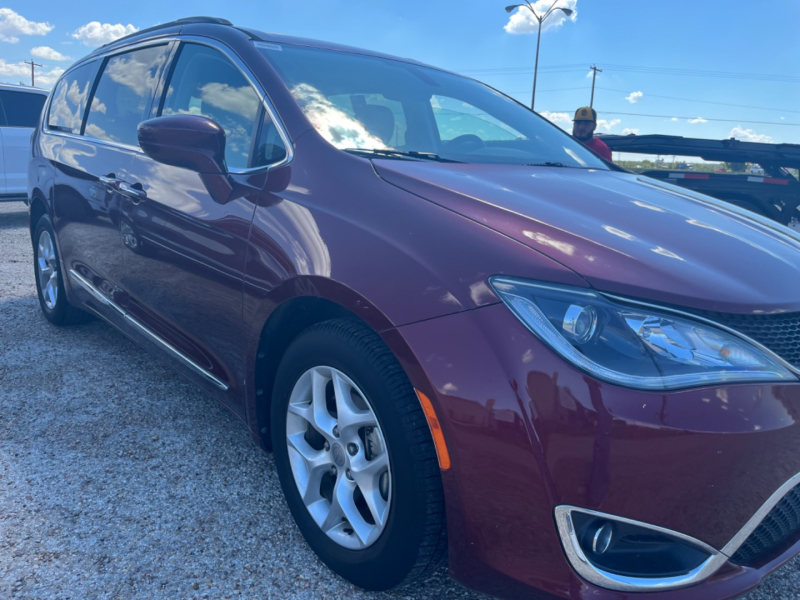CHRYSLER PACIFICA 2017 price Call for Pricing.