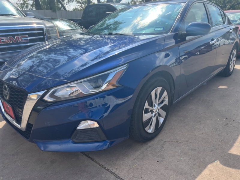 NISSAN ALTIMA 2020 price Call for Pricing.