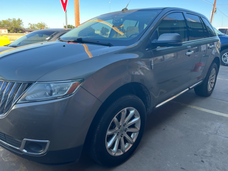 LINCOLN MKX 2012 price Call for Pricing.