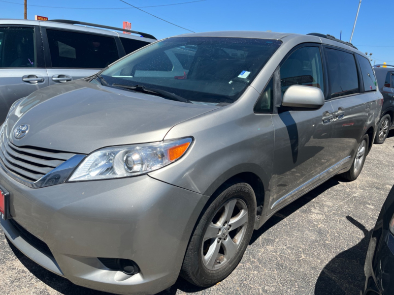 TOYOTA SIENNA 2015 price Call for Pricing.