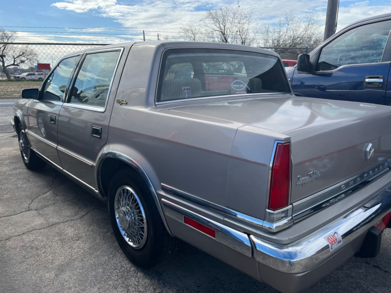 CHRYSLER NEW YORKER 1988 price Call for Pricing.