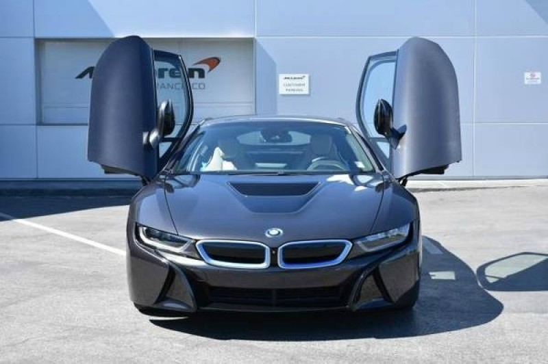 BMW i8 2015 price $99,991