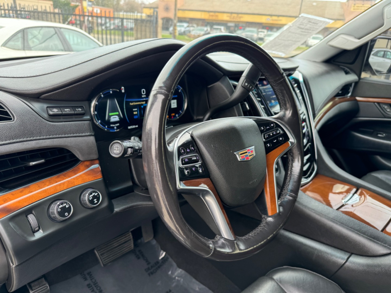 Cadillac Escalade 4WD Luxury 2018 price $31,999