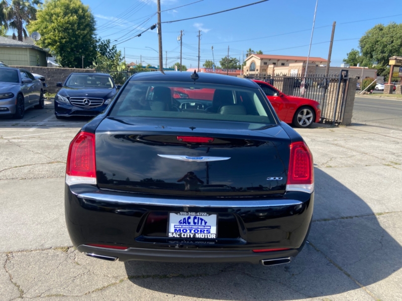Chrysler 300 2018 price $13,999