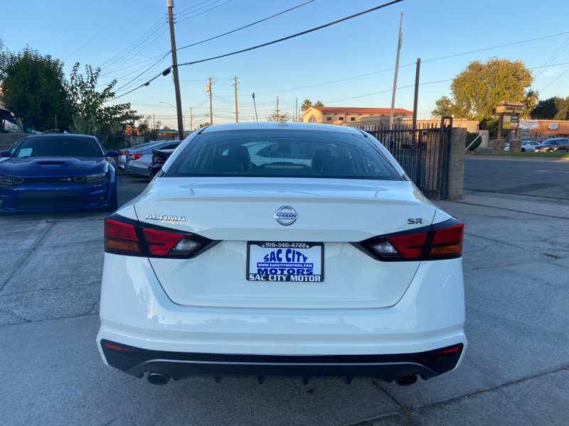 Nissan Altima SR 2019 price $16,999