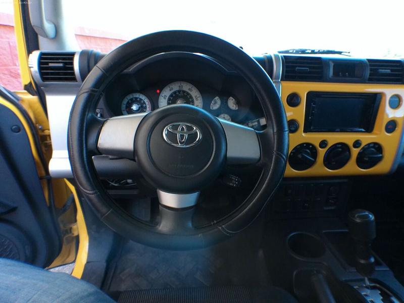 Toyota FJ Cruiser 2008 price $13,750