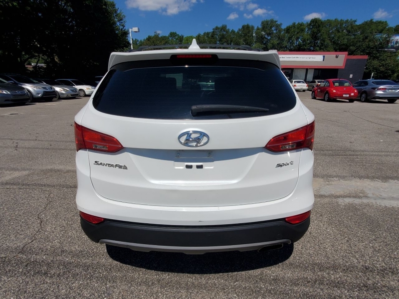 Hyundai Santa Fe Sport 2016 price $9,422