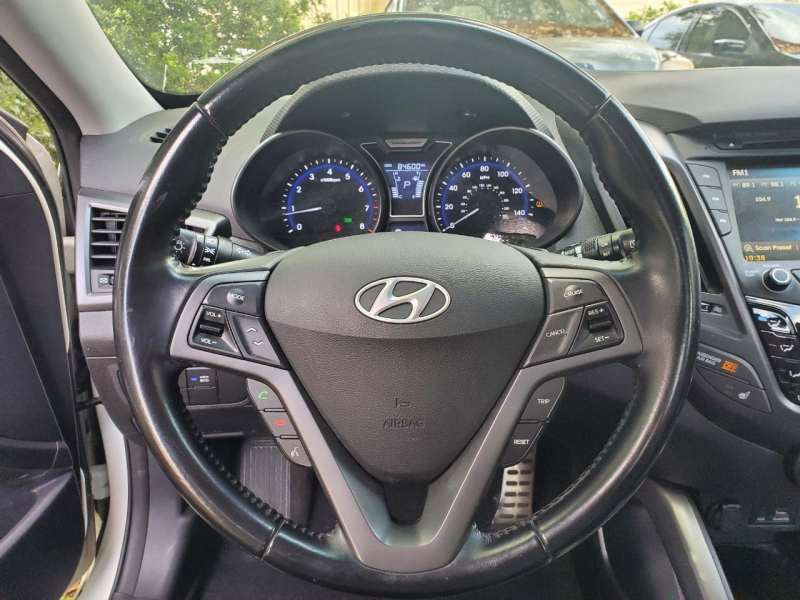Hyundai Veloster 2014 price $9,440