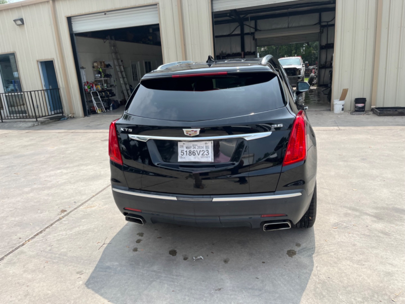 Cadillac XT5 2018 price $17,500