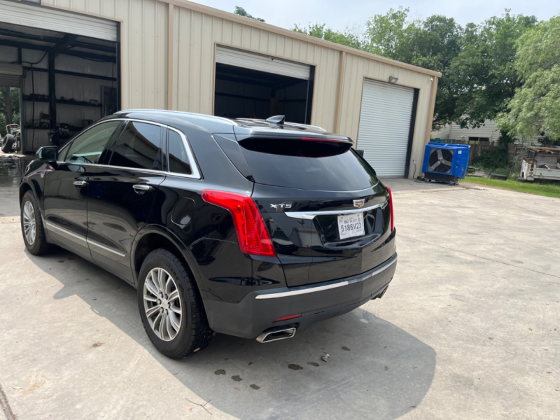 Cadillac XT5 2018 price $17,500