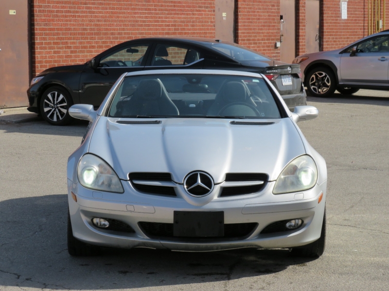 Mercedes-Benz SLK-Class 2005 price $13,995