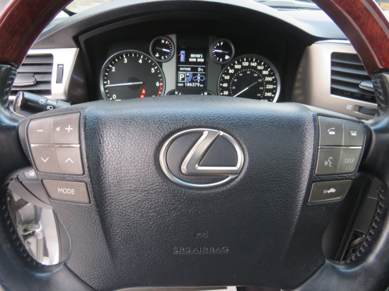 Lexus LX 570 2013 price $34,999