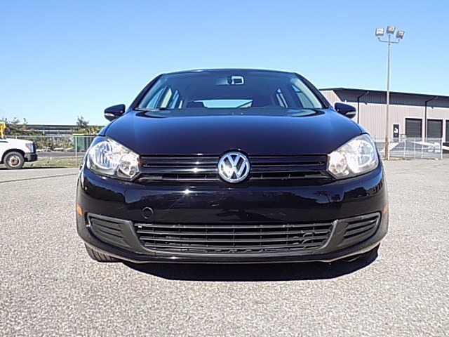 Volkswagen Golf 2013 price $10,500