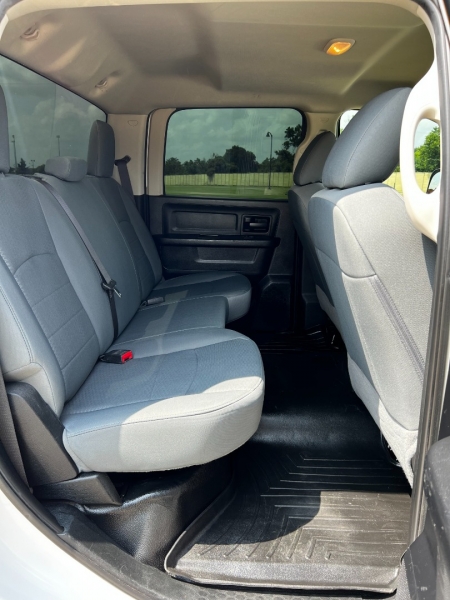 Dodge Ram 2500 2018 price $23,995