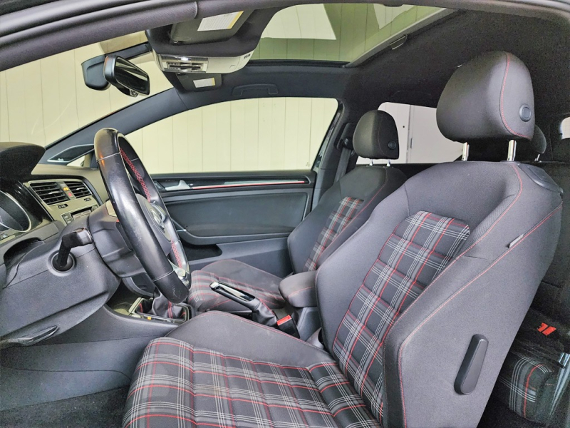 Volkswagen Golf GTI 2015 price $16,495
