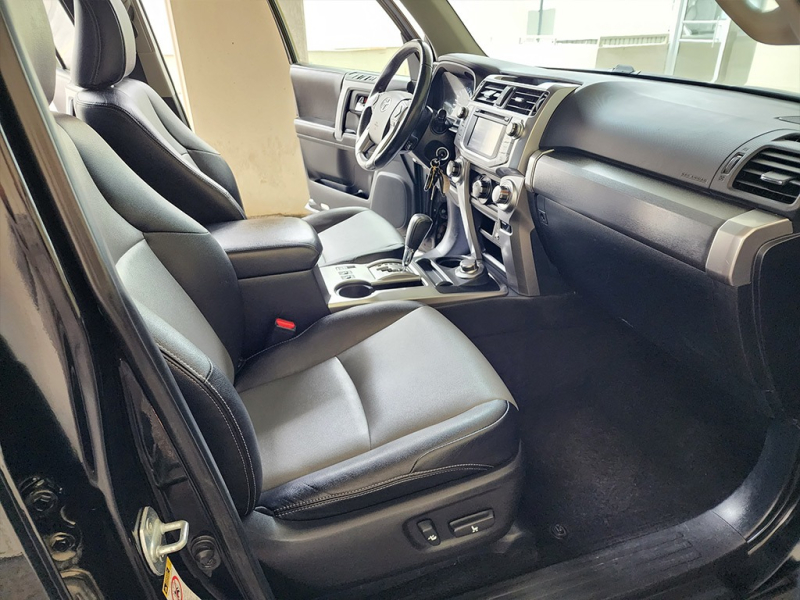 Toyota 4Runner 2015 price $33,995