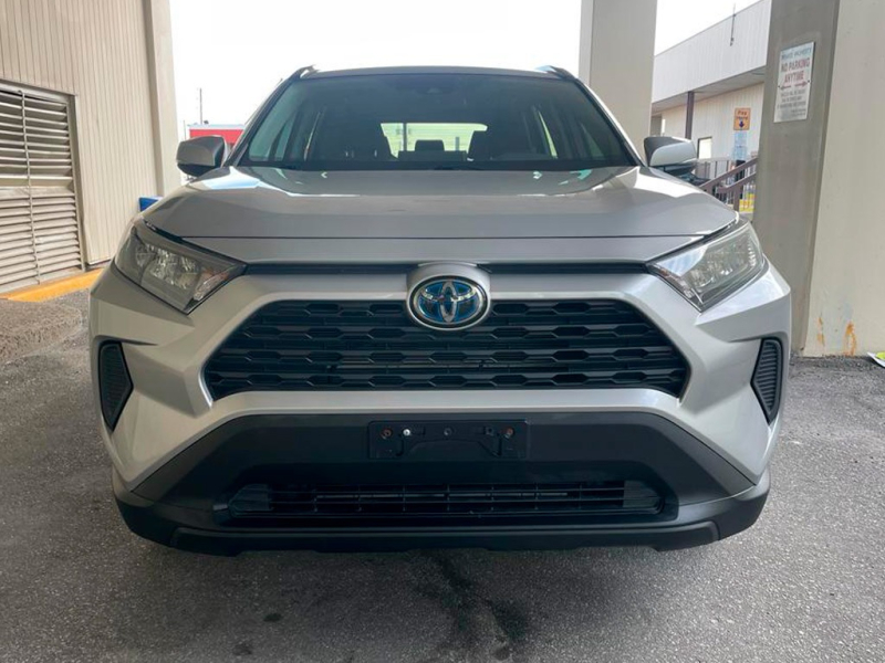 Toyota RAV4 2019 price $33,395