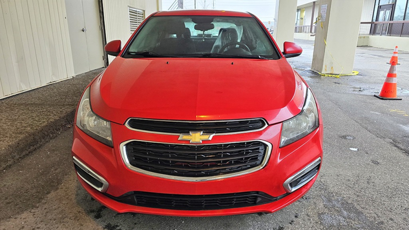 Chevrolet Cruze 2015 price $8,995
