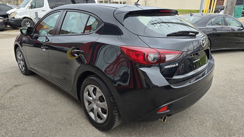 Mazda Mazda3 2015 price $9,995
