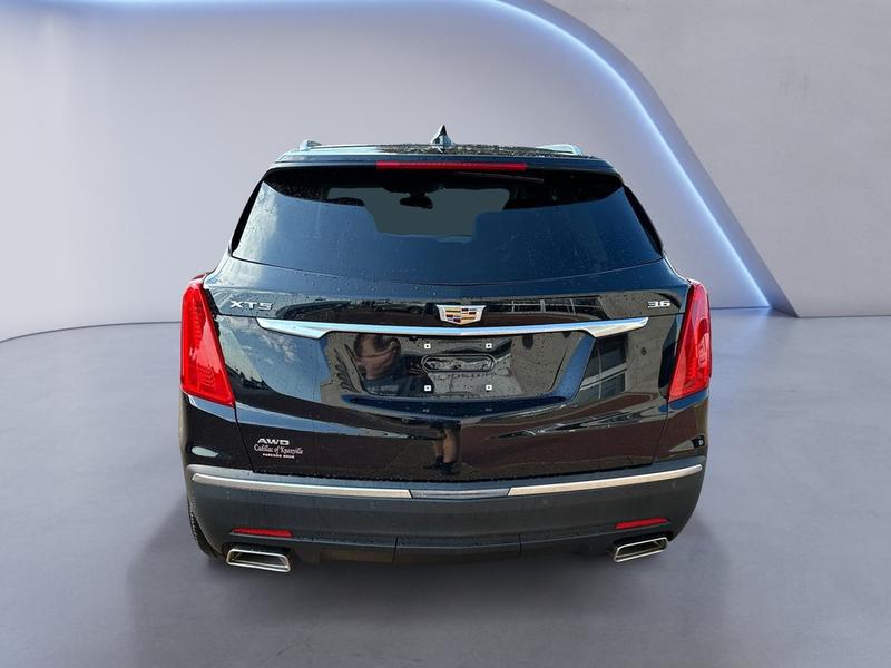 Cadillac XT5 2019 price $39,520