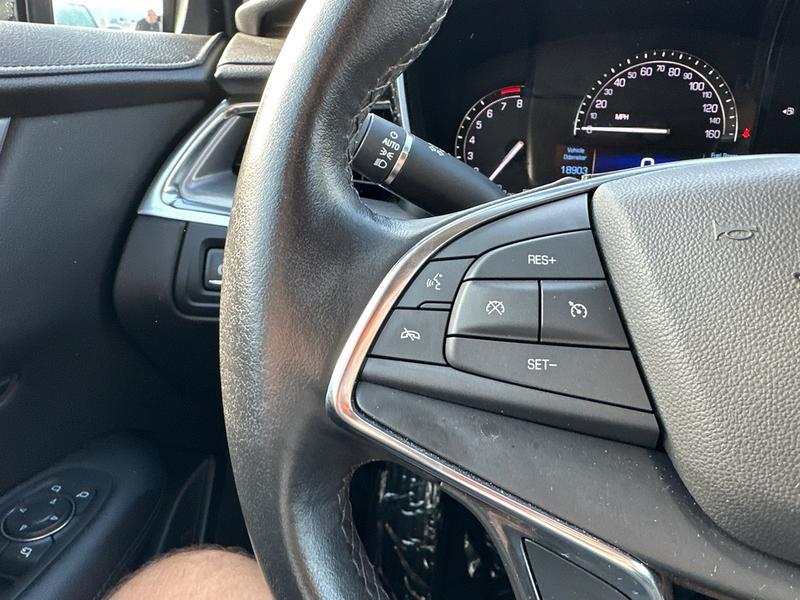 Cadillac XT5 2019 price $39,520