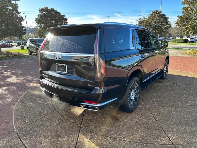 Cadillac Escalade 2022 price $77,242