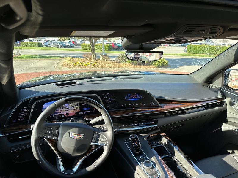 Cadillac Escalade 2022 price $79,136