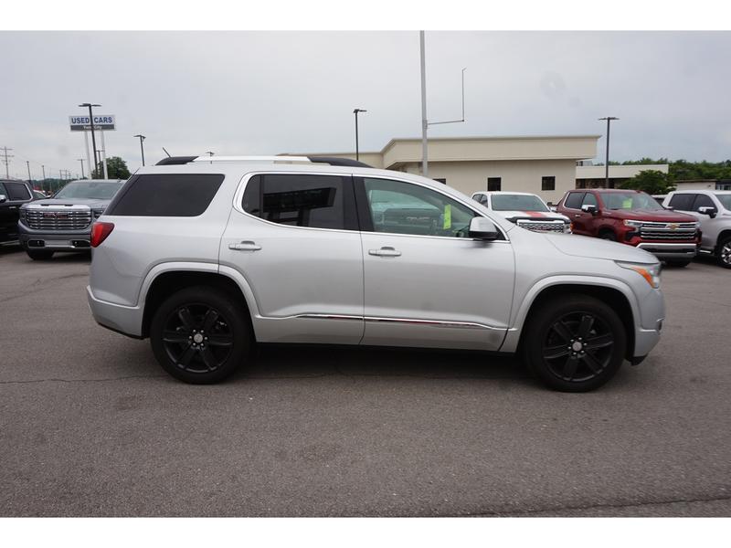 GMC Acadia 2019 price $26,999