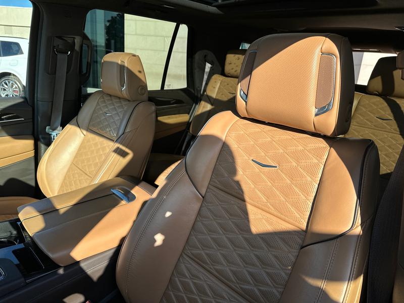 Cadillac Escalade 2021 price $65,587