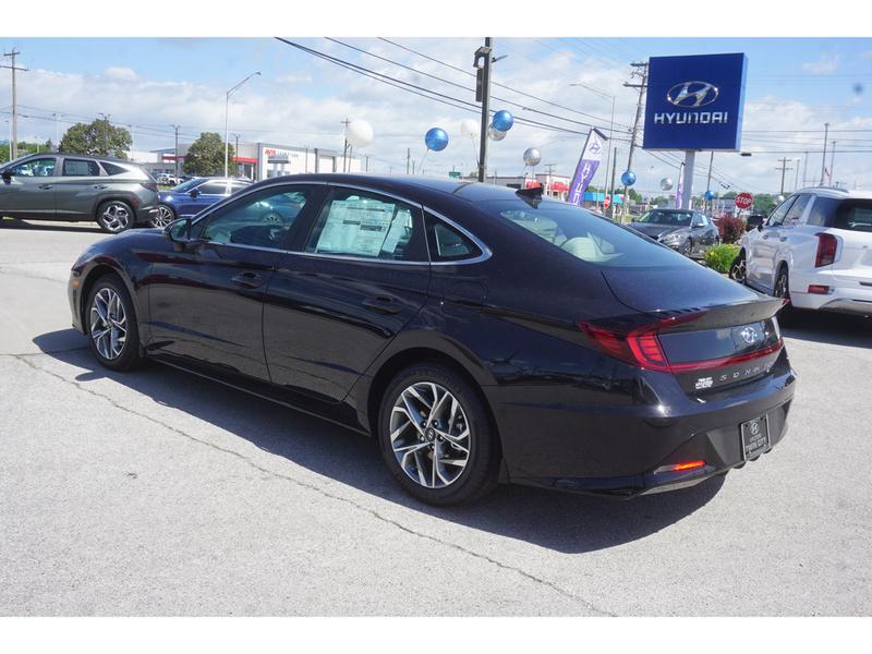 Hyundai Sonata 2023 price $24,998