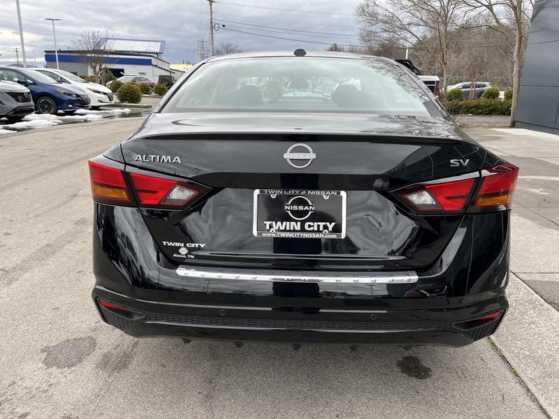 Nissan Altima 2023 price $24,980