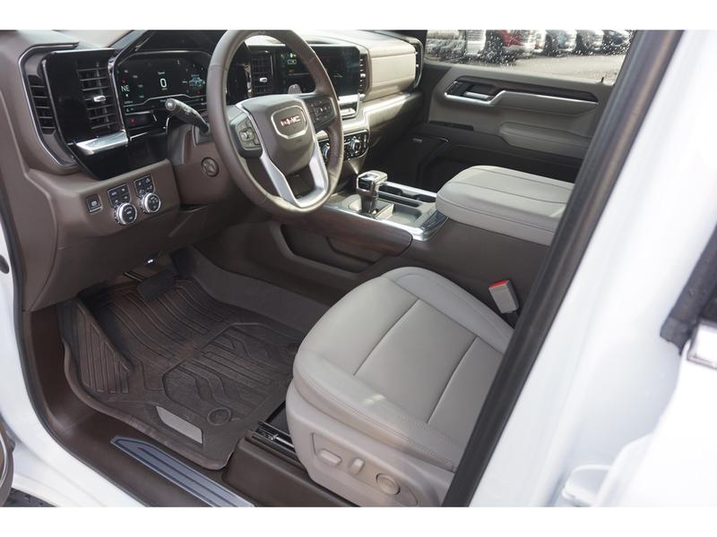 GMC Sierra 1500 2023 price $61,995