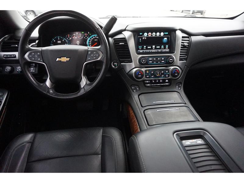 Chevrolet Suburban 2019 price $42,987