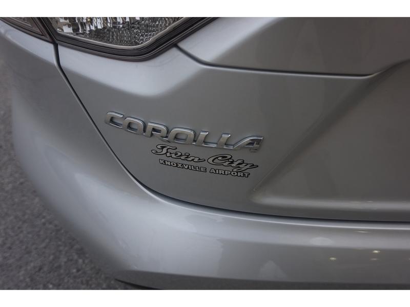Toyota Corolla 2022 price $19,987