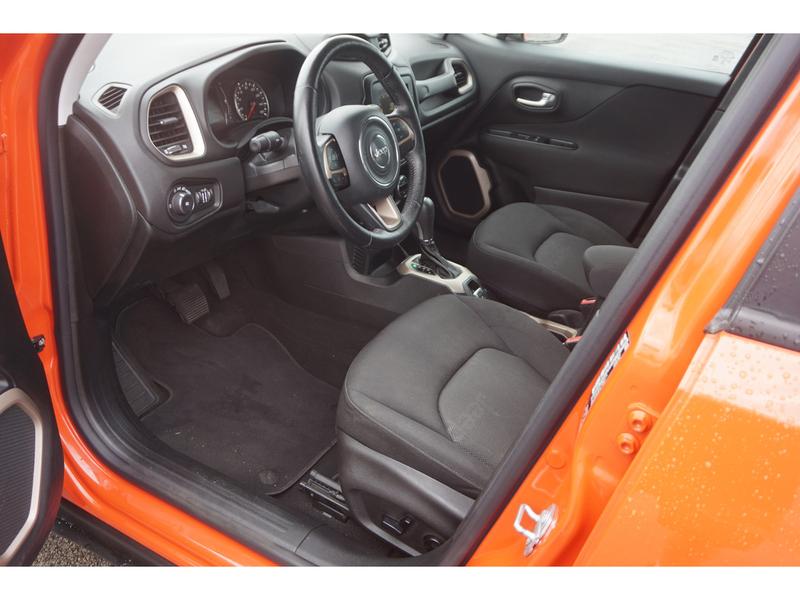 Jeep Renegade 2015 price $11,525