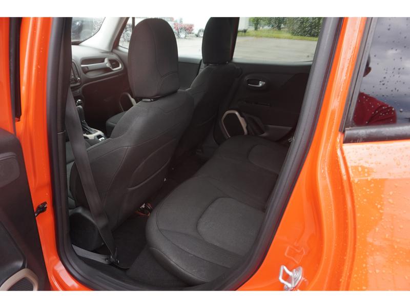 Jeep Renegade 2015 price $11,525