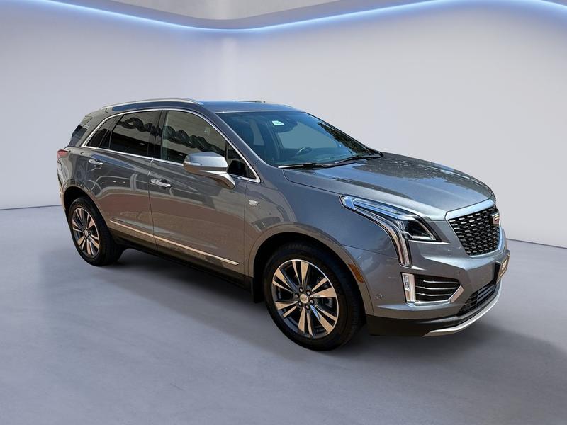 Cadillac XT5 2021 price $34,942