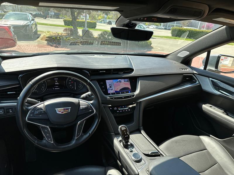 Cadillac XT5 2021 price $34,942