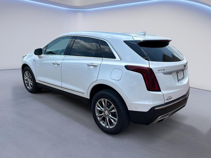 Cadillac XT5 2021 price $37,698