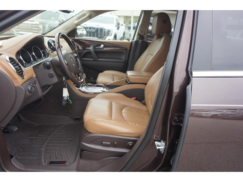 Buick Enclave 2015 price $21,995