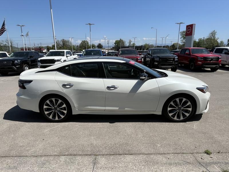 Nissan Maxima 2023 price $38,475