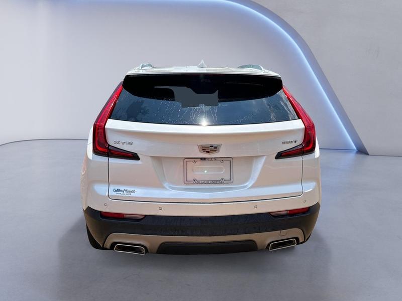 Cadillac XT4 2021 price $33,967