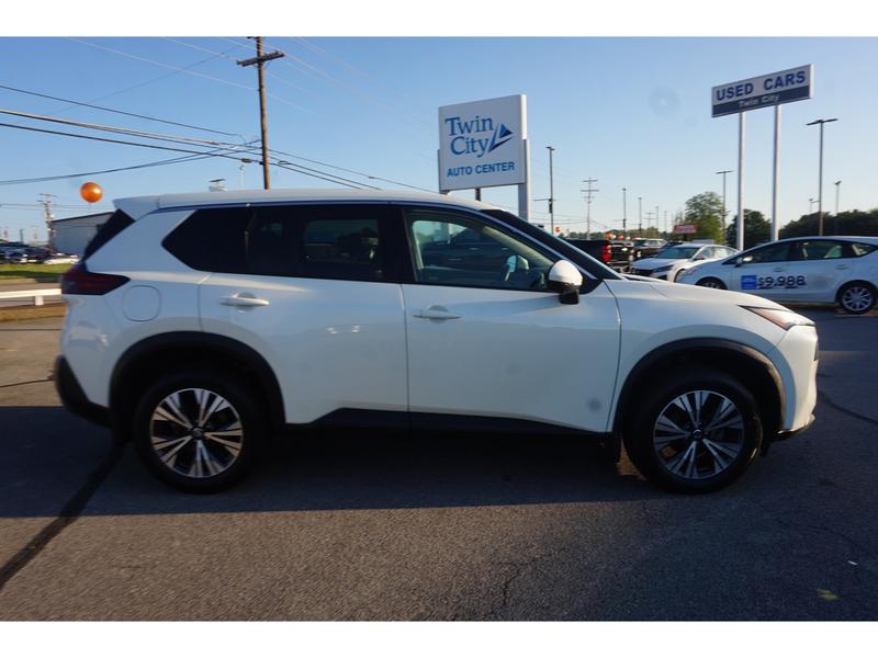 Nissan Rogue 2021 price $24,875