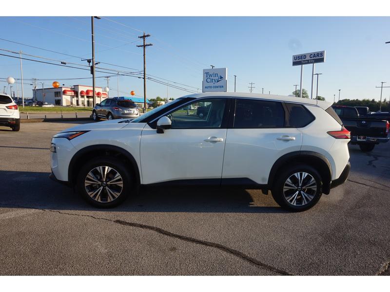 Nissan Rogue 2021 price $24,875