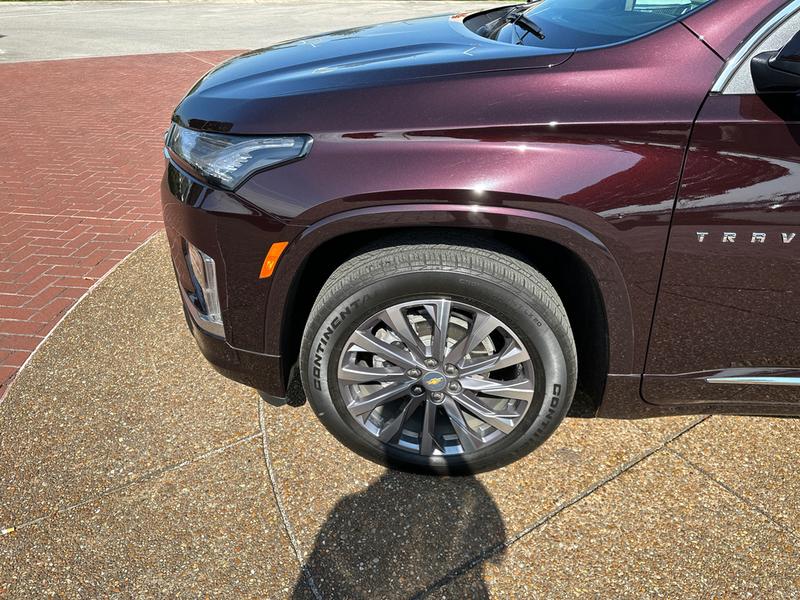 Chevrolet Traverse 2022 price $39,930