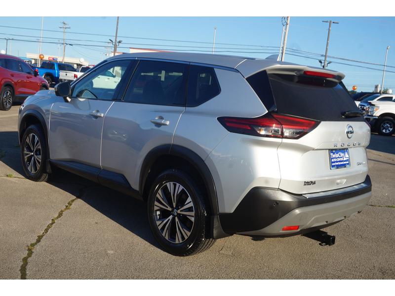 Nissan Rogue 2021 price $22,987